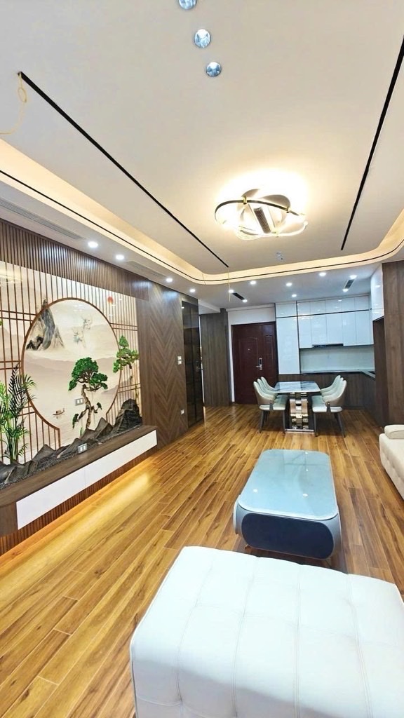 CĂN HỘ TRẦN THÁI TÔNG-DT 120M-3 NGỦ LÔ GÓC-FULL NỘI THẤT-9 TỶ 300