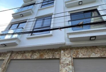 Thạch Bàn – Thang máy – Gara ô tô – 8.4 t.ỷ