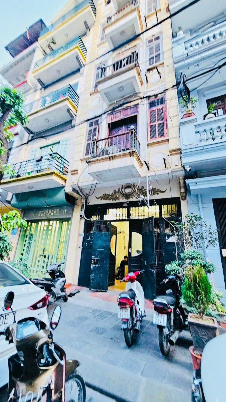 KHU VIP CỰC VIP NẰM NGAY TRUNG TÂM ĐẦM TRẤU,LƯƠNG YÊN _
VIP! PHÂN LÔ VỈA HÈ Ô TÔ TRÁNH, Ô TÔ CHẠY VÒNG QUANH – KINH DOANH