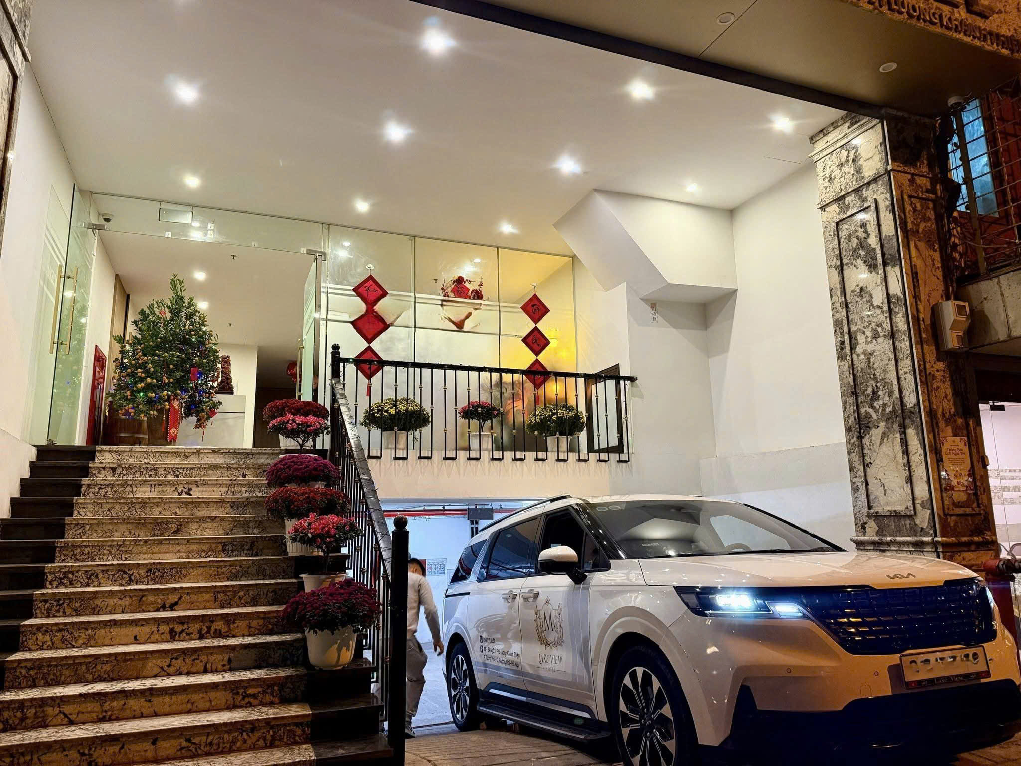 Hiếm bán tòa nhà mặt phố Bà Triệu, Hàng Bài, Hoàn Kiếm DT 75m2, 8 tầng thang máy, có hầm, KD siêu đỉnh cao