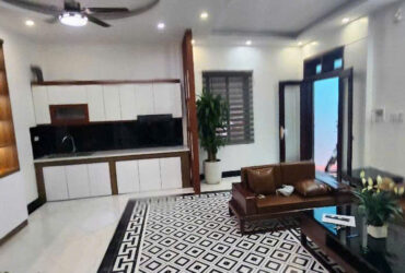 NHÀ ĐÉP QUANG TRUNG – HÀ ĐÔNG. TẶNG FULL NỘI THẤT, Ô TÔ ĐỖ CỬA- NHÀ 3 MẶT THOÁNG, DT 45 M2, CHỈ 8TY800( CÓ TL )