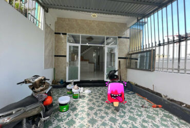 BÁN NHÀ TẶNG KÈM 3 PHÒNG TRỌ TẠI LƯ CẤM, NGỌC HIỆP, NHA TRANG.