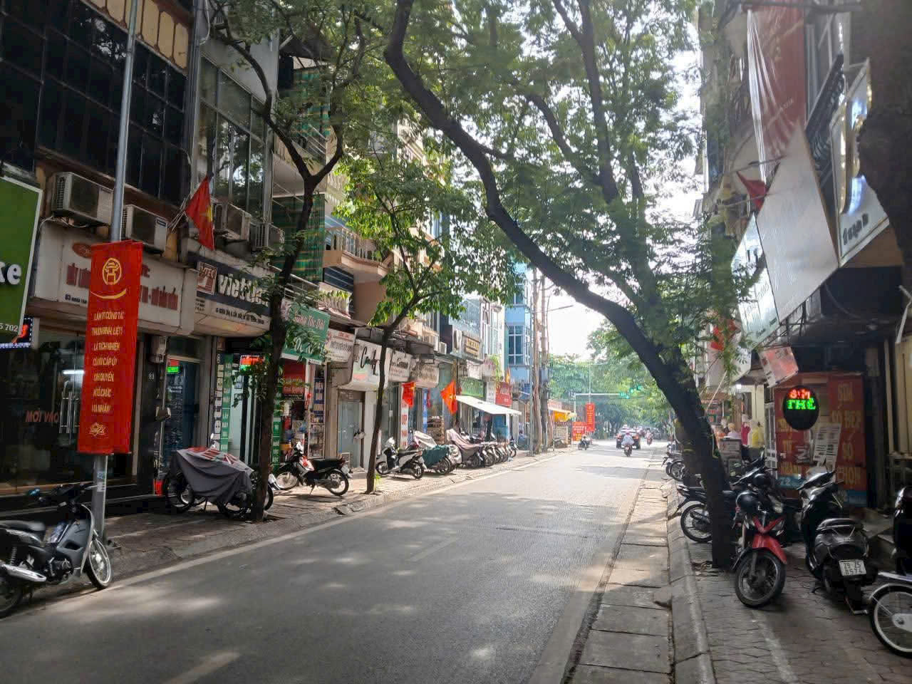 SIÊU PHẨM MẶT PHỐ NGHĨA TÂN SIÊU PHẨM CẦU GIẤY CHÙA HÀ.
1MẶT PHỐ – 1 MẶT NGÕ KINH DOANH SẦM UẤT NGÀY  ĐÊM