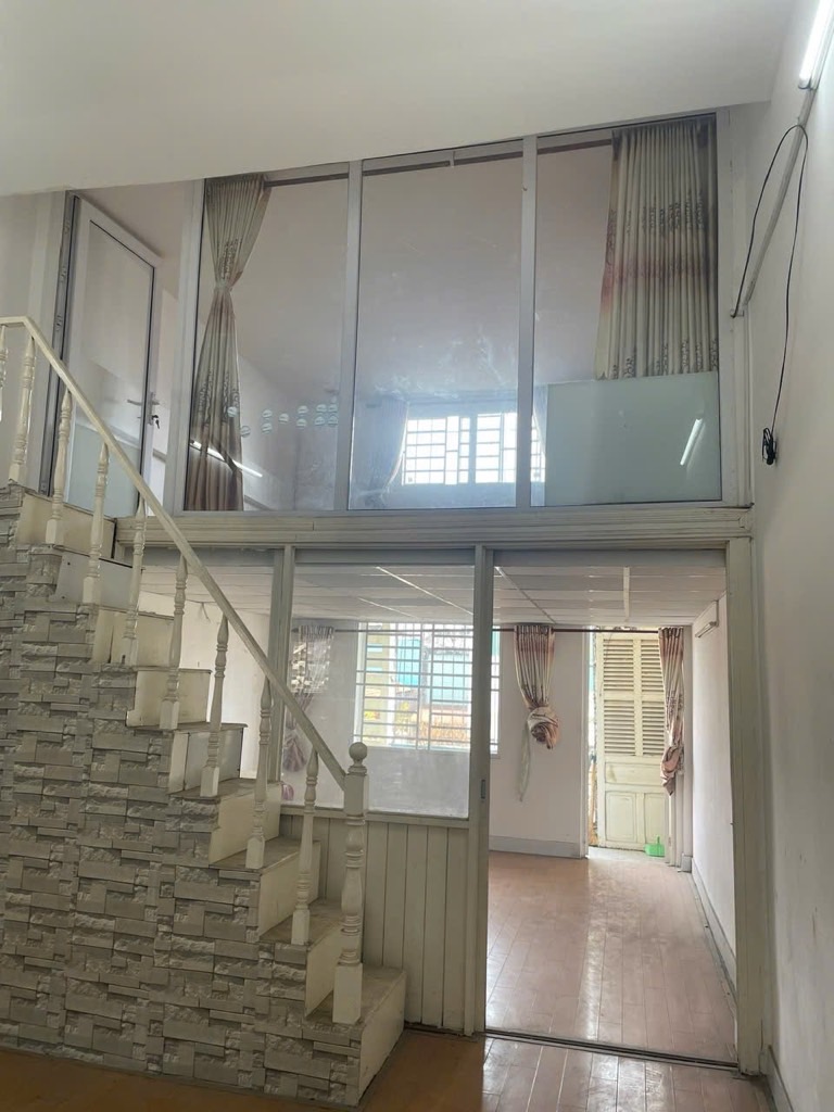 Bán chung cư Tân Sơn Nhì, 41m2 2PN, Khu Vip Bàu Cát, Ngay Ba Vân, Đồng Đen, chỉ hơn 1 tỷ