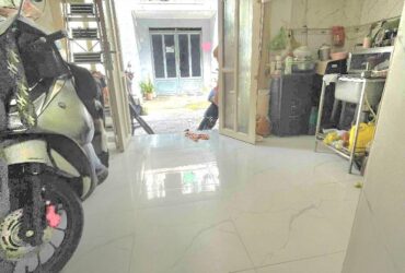 Bán nhà 2 tầng, hẻm thông Tân Hòa Đông, gần Ngã Tư Bốn Xã, chỉ hơn 2 tỷ
