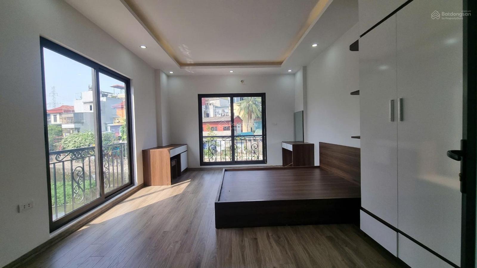 Bán nhà xây mới phố Trương Định Sông Sét 5 tầng MT 4m – View hồ sân trồng cây – Giá 6.1 tỷ