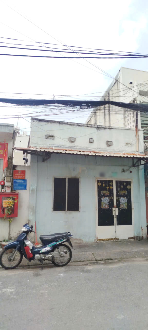 Bán nhà cấp 4 hẻm xe tải 181 Âu Dương Lân P2 Q8