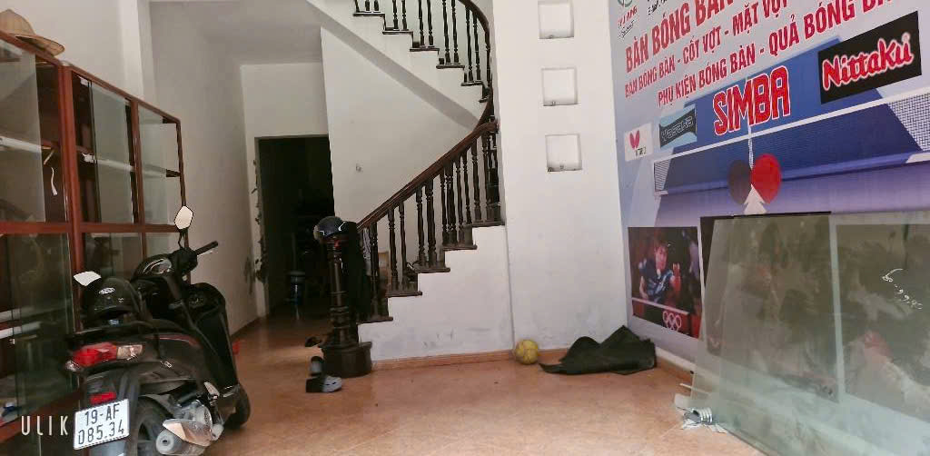 HIẾM  – NỞ HẬU – DIỆN TÍCH LỚN – GẦN PHỐ – TÀU ĐIỆN TRÊN CAO – GIÁ 18,2 tỷ