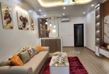 Nhà mới Thái Hà oto đỗ cửa, thoáng trước sau