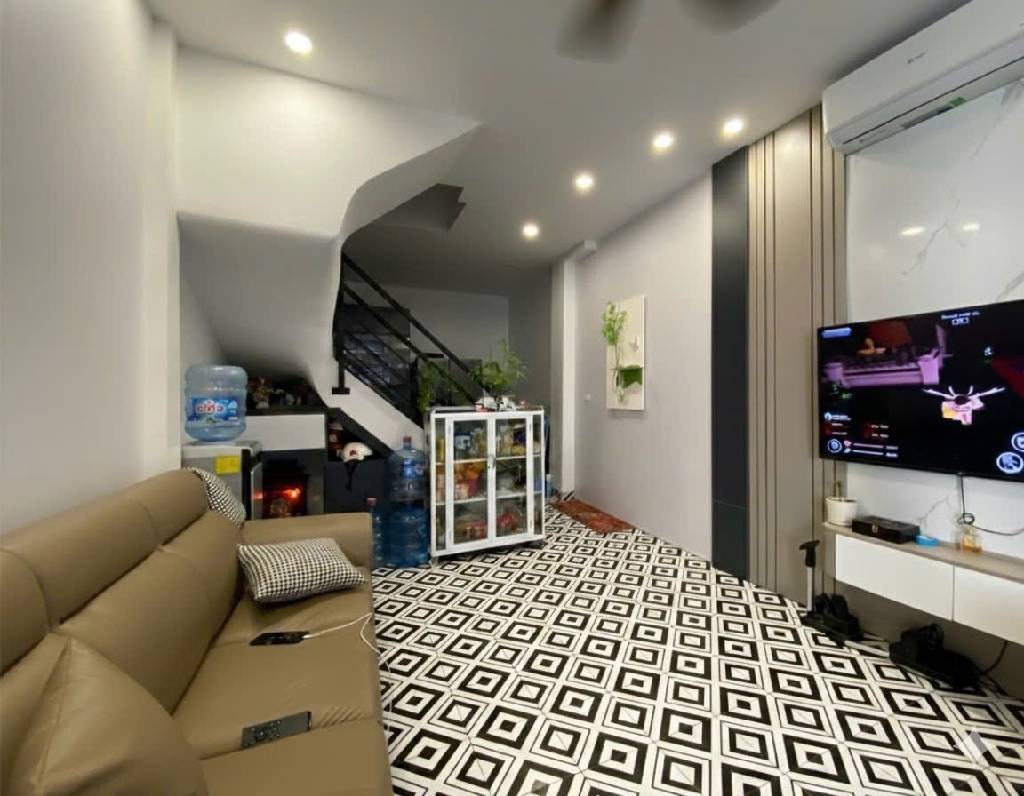 Thái Hà – Kinh doanh – 35m – Hơn 14 tỷ