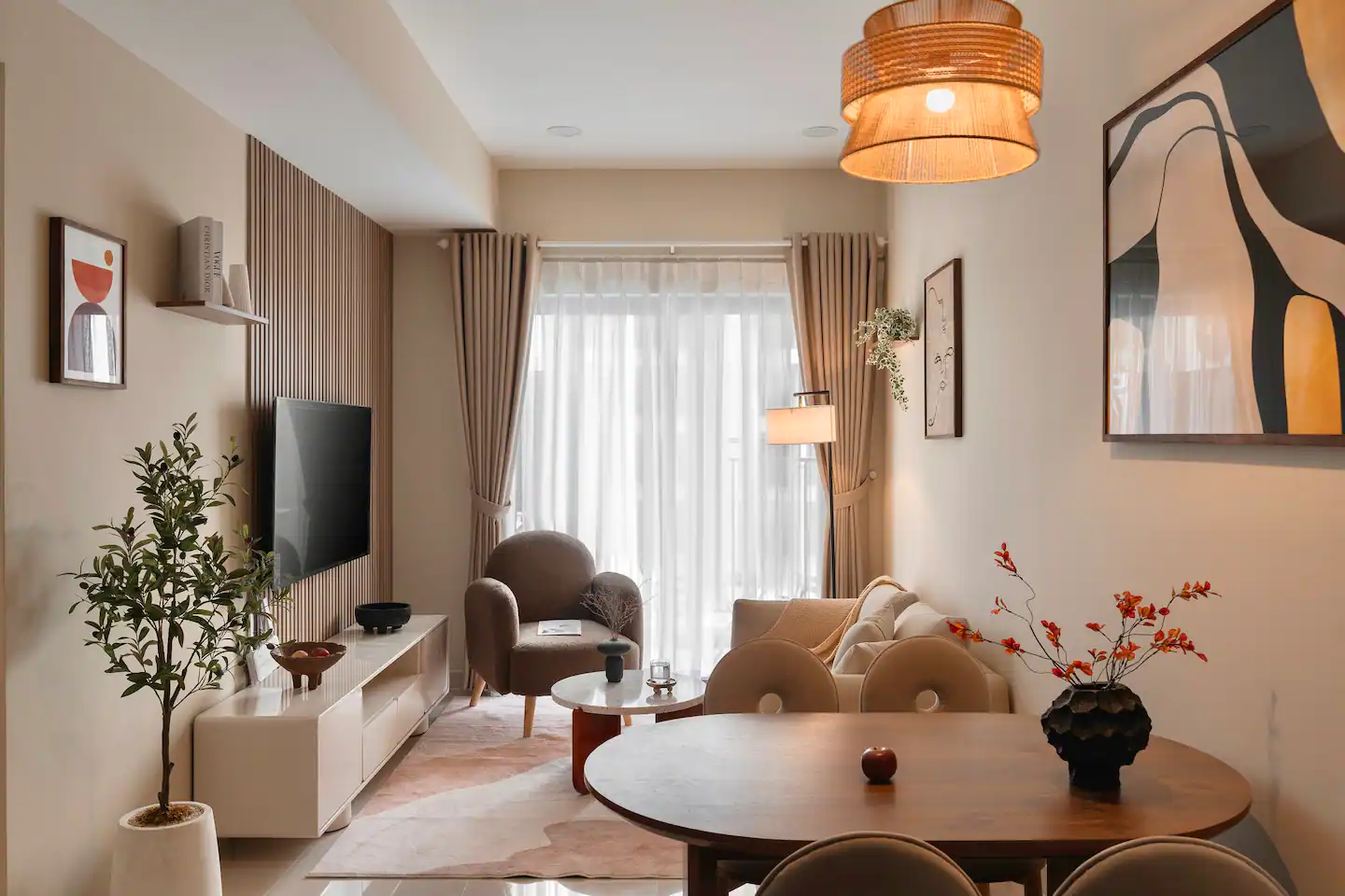 Bán tòa Apartment 327m – 8 tầng, 55 căn hộ phố Tô Ngọc Vân – View hồ – 90 tỷ