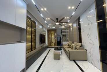 Nhà Phố Tây Hồ – Thiết Kế Đẳng Cấp – Thang Máy – 7 tầng – nhỉnh 12 tỷ.