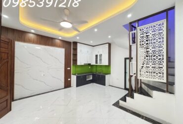 15M RA ĐƯỜNG BỜ SÔNG- TRƯƠNG ĐỊNH- 35M2- 5T- 6.5TỶ NGÕ 3 GÁC TO THÊNH THANG
