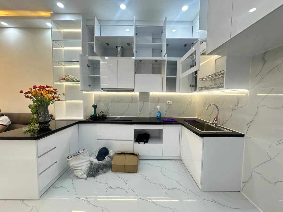 Bán Nhà Nguyễn Phúc Lai 39/45m2. 5 tầng. mặt tiền 3.3m. giá 13.2 tỷ Đống Đa Hà Nội