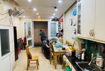 Vừa tầm tiền khu vực Đống Đa, 5 tầng nhỉnh 8 tỷ
