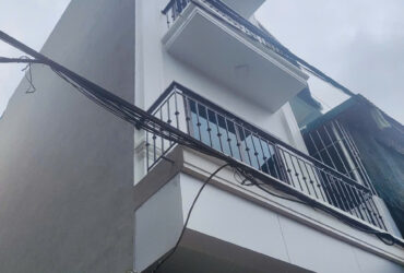 CHỈ NHỈNH 5 TỶ -NHÀ ĐẠI HƯNG-LẠC THỊ ĐẸP MỚI KÍNH KOONG
