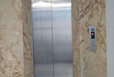 Tôi cho thuê nhà hai cửa đi, mới ,vỉa hè, 104m2- 4T, Hoàng Cầu_35 Tr
