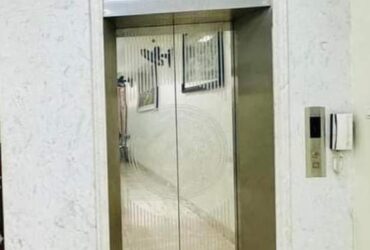Tôi cho thuê nhà mới, hai đường đi, Võ Thị Sáu, 109m2x 5T vỉa hè 30 Tr