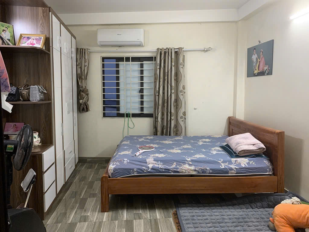 ba la hà đông 41m chỉ hơn 6Đ _3 bước chân ra mặt phố _ đầy đủ tiện ích _ giao thông thuận tiện đi các tỉnh _ không lỗi phong thủy và nói không với quy hoạch