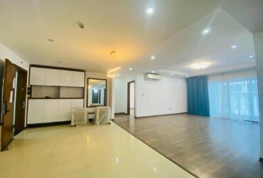 Chủ cần bán gấp căn 3 ngủ 8x tỷ 114 m2 tại Goldmark city 136 Hồ Tùng Mậu TỪ lIÊM
