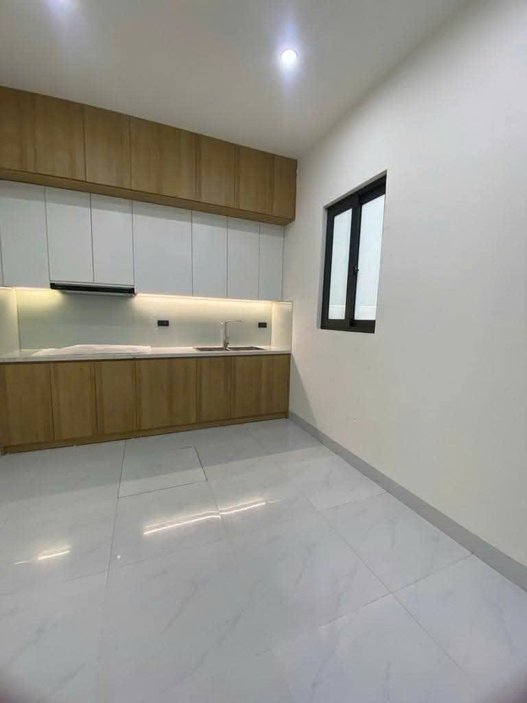 HÀ TRÌ – HÀ ĐÔNG GIA ĐÌNH CẦN BÁN NHÀ DT 34M2  TK 6 TẦNG. GIÁ 5TY900( Có thương lượng)