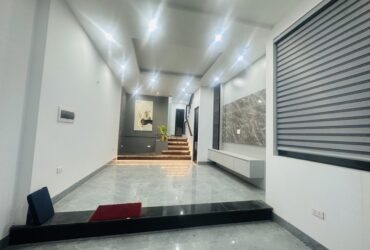 TRẦN CUNG 50M THANG MÁY CHỈ 10,3 TỶ,Ô TÔ 40M,GẦN PHỐ,2 THOÁNG,NGÕ BA GÁC,THÔNG
