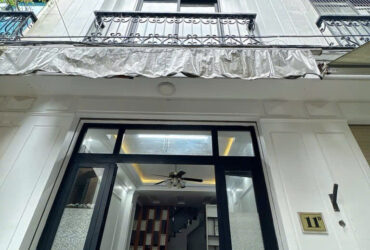 30.8m² Ngọc Thụy – MT 3.5m – 5 Tầng – Nhà Mới 90% – Full Nội Thất – 6.65 Tỷ