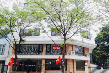💥TOÀ VĂN PHÒNG  HẠNG A MẶT PHỐ  PHẠM VĂN ĐỒNG – LÔ GÓC, VỈA HÈ Ô TÔ TRÁNH, KINH DOANH – PCCC, HOÀN CÔNG ĐẦY ĐỦ – DÒNG TIỀN CỰC LỚN.