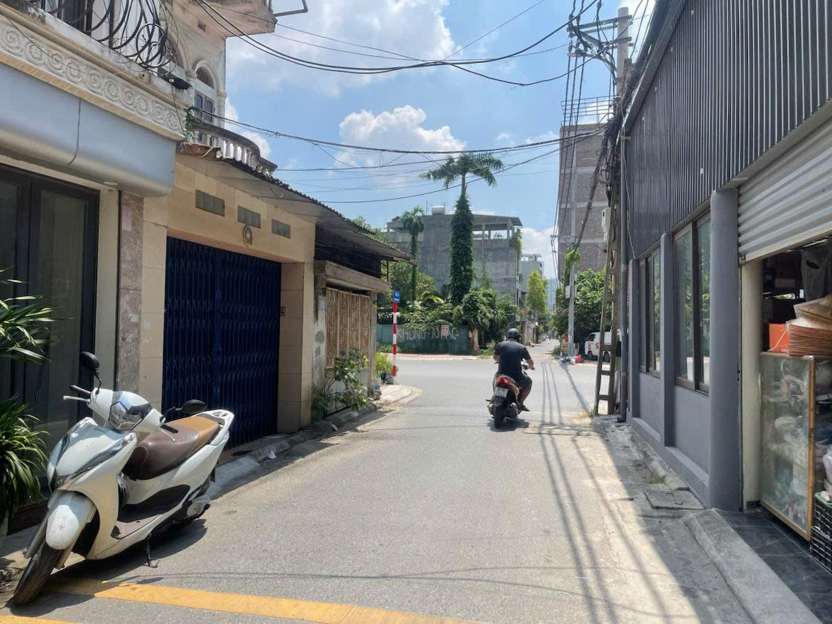 BÁN NHÀ PHỐ NGỌC THỤY LONG BIÊN – HAI MẶT TIỀN Ô TÔ TRÁNH – KINH DOANH TỐT – SỔ ĐẸP – GIÁ ĐẦU TƯ