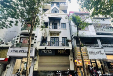 SIÊU PHẨM MẶT PHỐ ĐOÀN TRẦN NGHIỆP _ĐỐI DIỆN VINCOM BÀ TRIỆU.
VỊ TRÍ VIP, KIH DOANH CỰC ĐỈNH