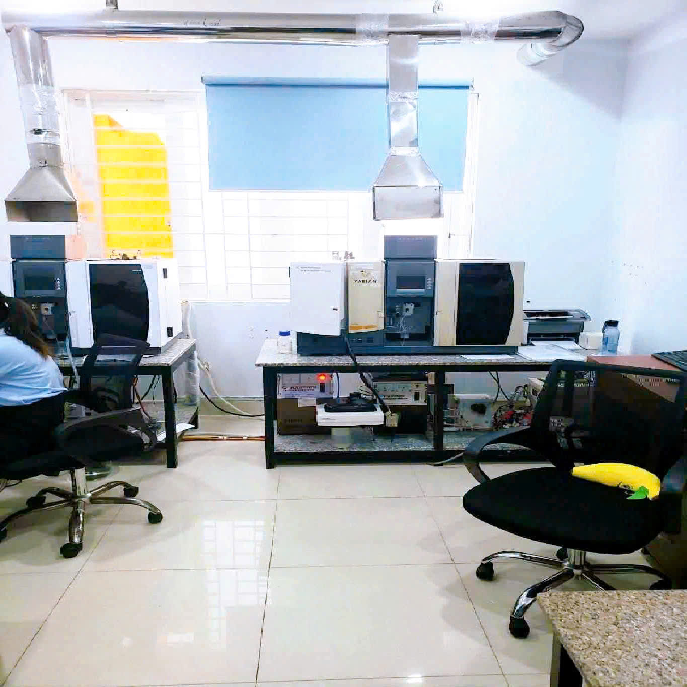 Bán gấp Nhà mặt tiền Tam Đảo – QUẬN 10 – Sổ vuông 4.4×16 m – 5 Tầng – 21 tỷ – Cho thuê 540 tr