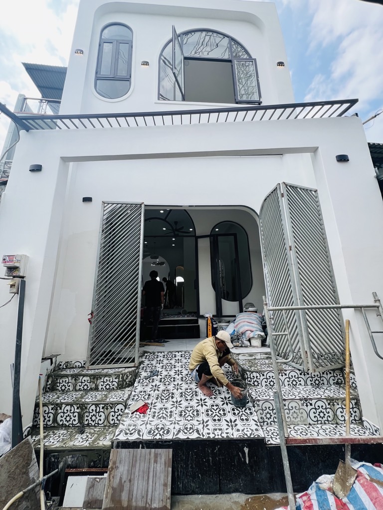 Bán nhà 2 tầng đẹp lung linh, 66m² (5×13), gần Đại lộ Võ Văn Kiệt, chỉ hơn 3 tỷ