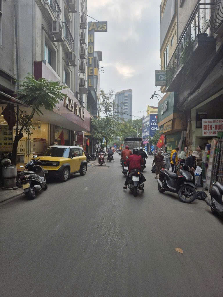 BÁN NHÀ ĐẸP, MỚI – 6 TẦNG – Thang máy nhập khẩu – Vị trí đẹp Xuân La, Tây Hồ
