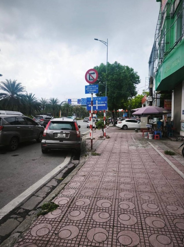 CHÍNH CHỦ Bán đất mặt tiền phố Đàm Quang Trung, Long Biên, Hà Nội