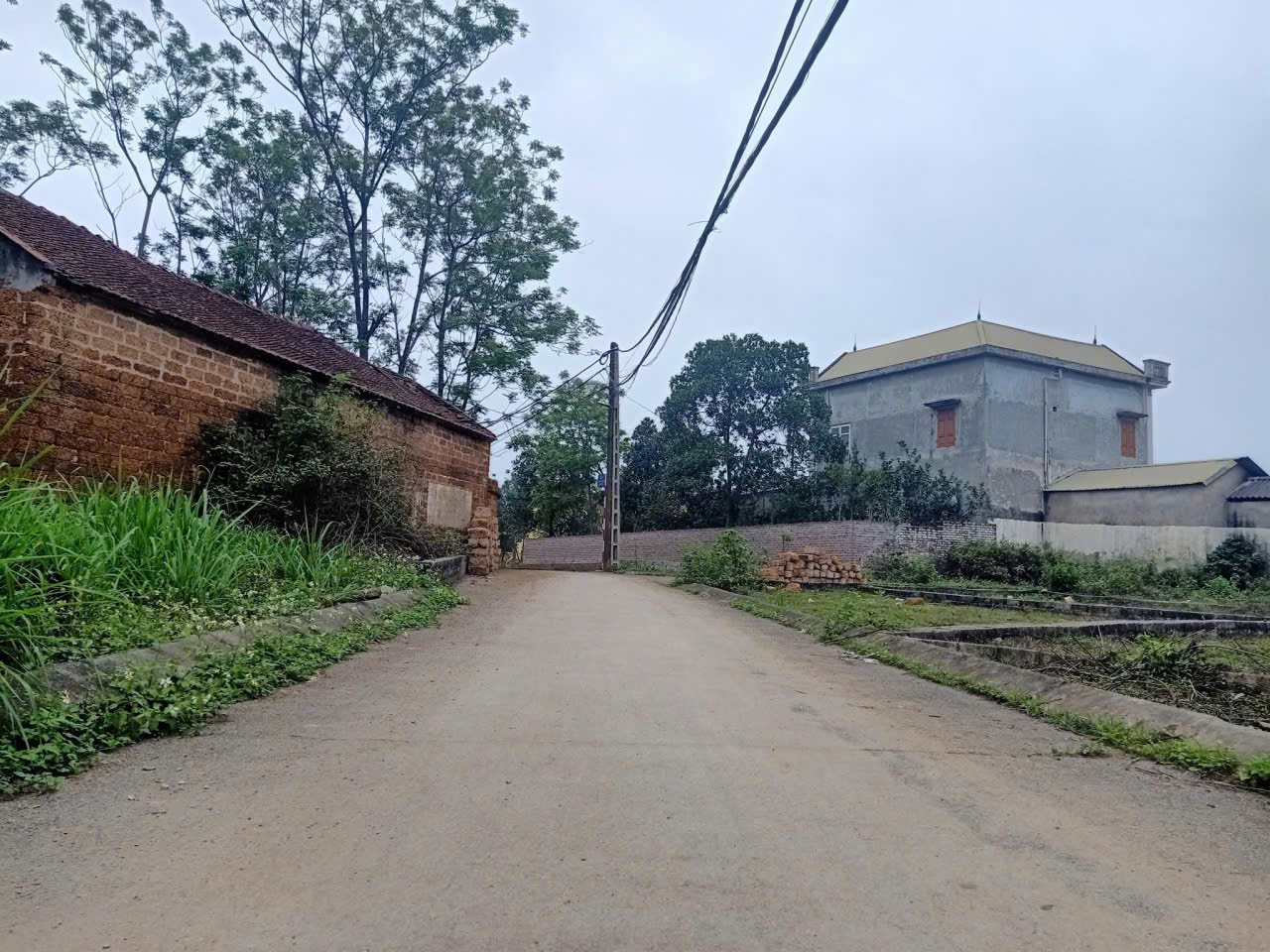 CẦN BÁN LÔ ĐẤT GIÁ CỰC TỐT CHO NHÀ ĐẦU TƯ THÔNG THÁI – ĐẦY ĐỦ TIỆN ÍCH