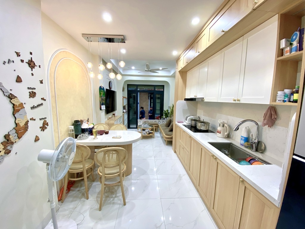 NHÀ XÂY MỚI – NGÕ NÔNG – 15M RA Ô TÔ TRÁNH – CHUẨN BỊ LẮP THANG MÁY _ 5 TẦNG – 30M2 – 11,55 TỶ