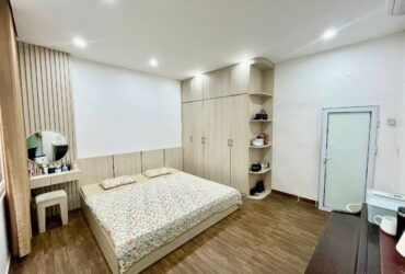BÁN NHÀ GIA QUẤT, LONG BIÊN, DÂN XÂY-NGÕ THÔNG-Ô CHỜ THANG MÁY-OTO ĐỖ CỬA-45M NHỈNH 8 TỶ(TL)