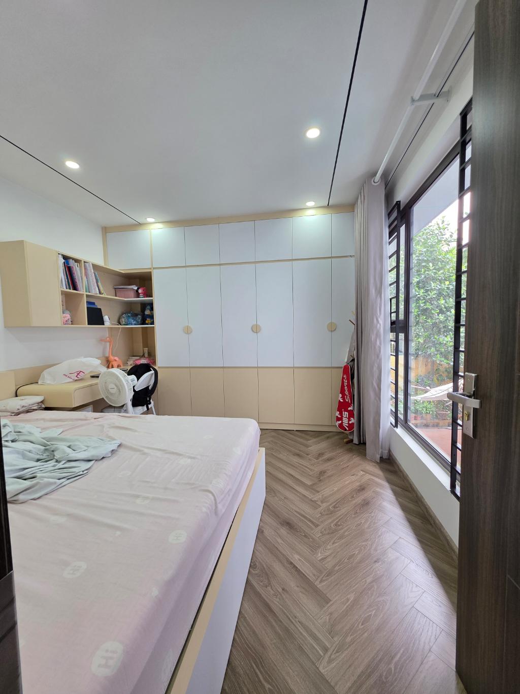 BÁN NHÀ ĐẸP NGÔ GIA TỰ LONG BIÊN, DÂN XÂY, OTO, NGÕ RỘNG THOÁNG,55M NHỈNH 6 TỶ (TL)