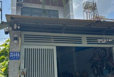 Bán nhà đường Lê Văn Thịnh, P . Cát Lái, TP HCM. 3 tầng. DT 124m2, sổ hồng. Giá 9.5 tỷ.