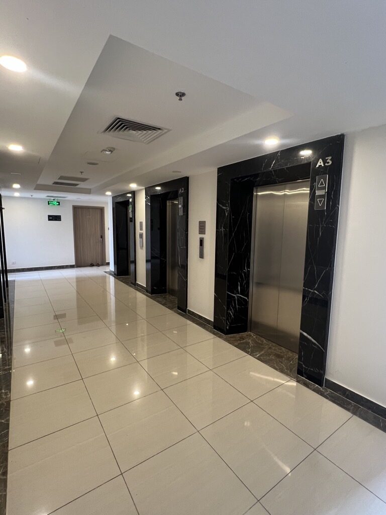 HIẾM CÓ – CĂN HỘ CC 2PN -TOÀ GS3 VINHOME SMAR CITY TÂY MỖ – Ô TÔ ĐỖ CHÂN TÒA NHÀ _54,5M2