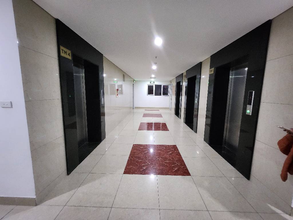 TÒA CHUNG CƯ MỚI-VỊ TRÍ ĐẸP – HÀNG XÓM STARLAKE TÂY HỒ-Ô TÔ ĐỖ CHÂN TÒA NHÀ _ 47,2M2 – 4,78 TỶ.