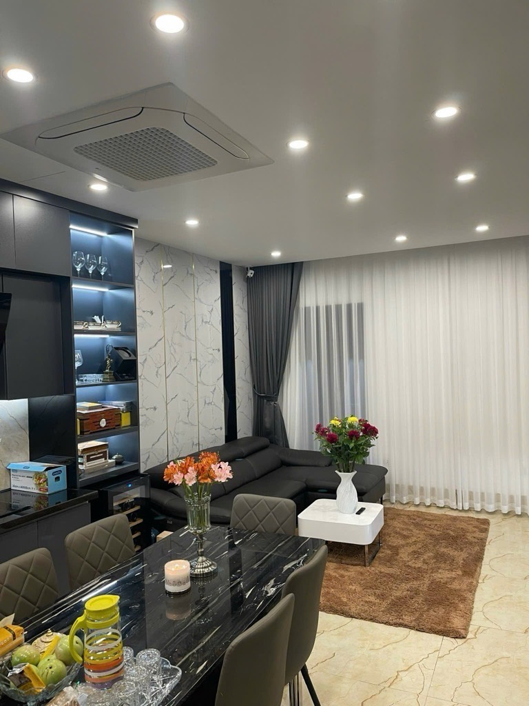 BÁN NHÀ HỒNG TIẾN LONG BIÊN, NHÀ MỚI, THANG MÁY- OTO ĐÕ CỬA,40M NHỈNH 10 TỶ( TL)