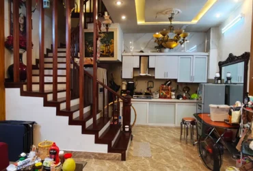 Bán Nhà Tây Sơn 50m2. 5 tầng. mặt tiền 5m. giá 12.5 Tỷ Đống Đa Hà Nội
