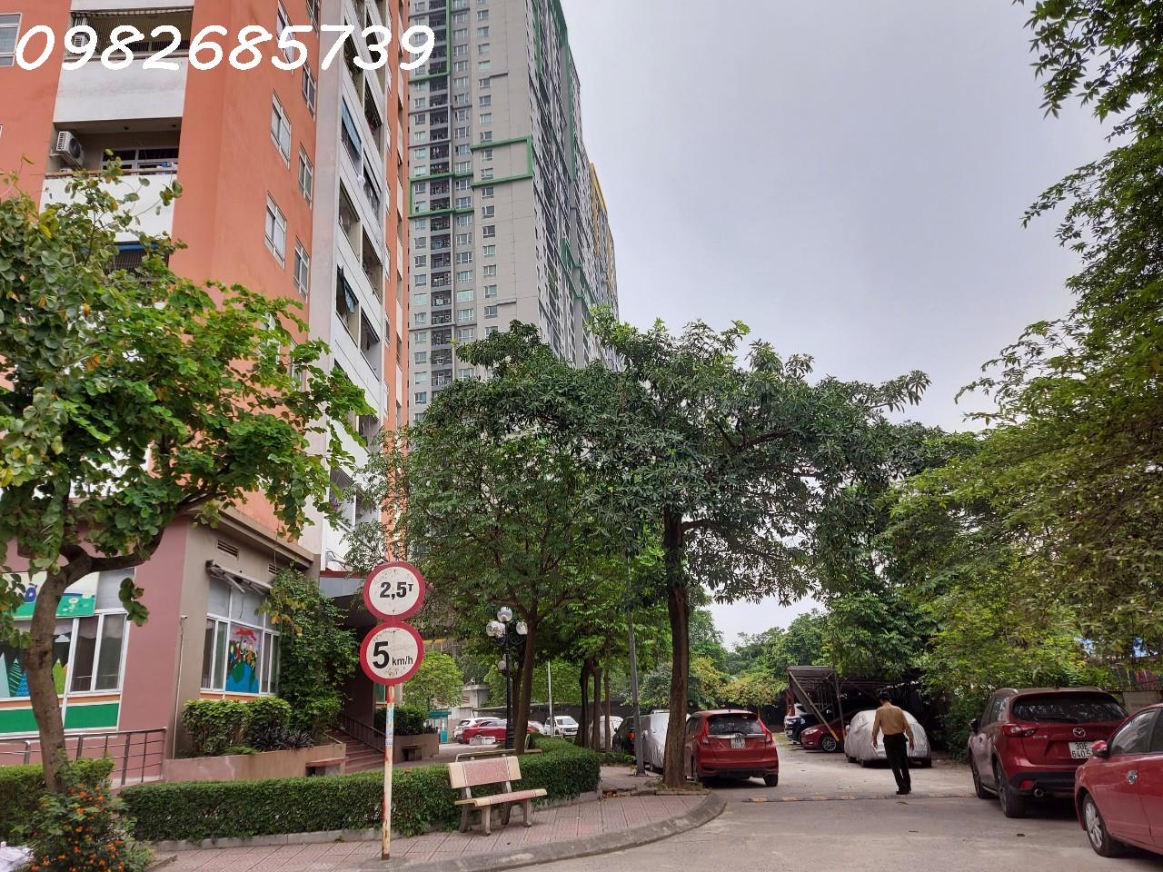 Mời Thuê Biệt Thự lô góc khu đô thị An Lạc 67 Phùng Khoang 4 Tầng Thang Máy 360m 0982685739