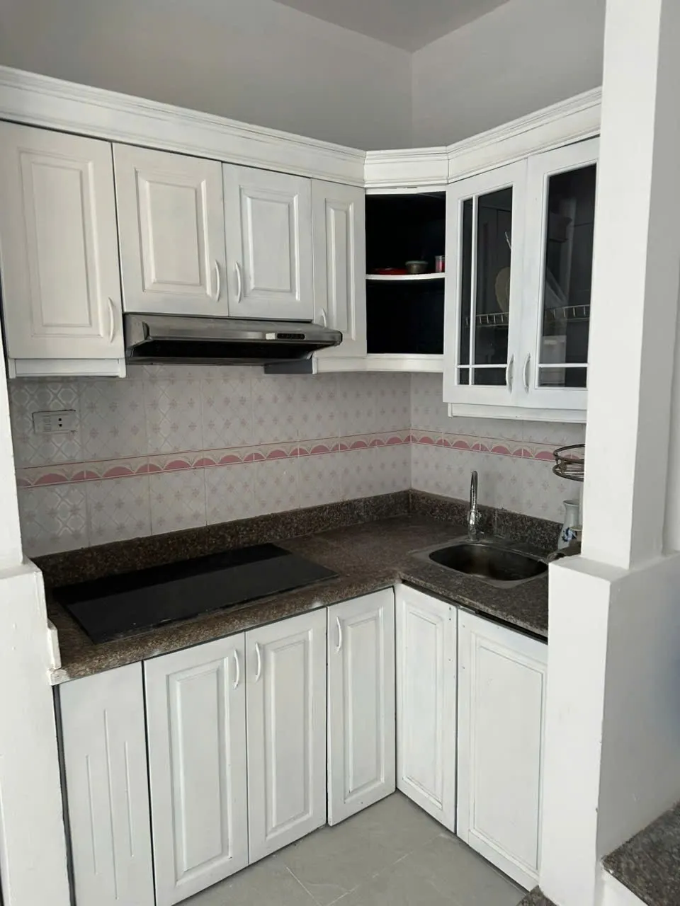 Bán Nhà Thịnh Quang 20/25m2. 5 tầng. mặt tiền 4.2m. giá 5.3 Tỷ Đống Đa Hà Nội