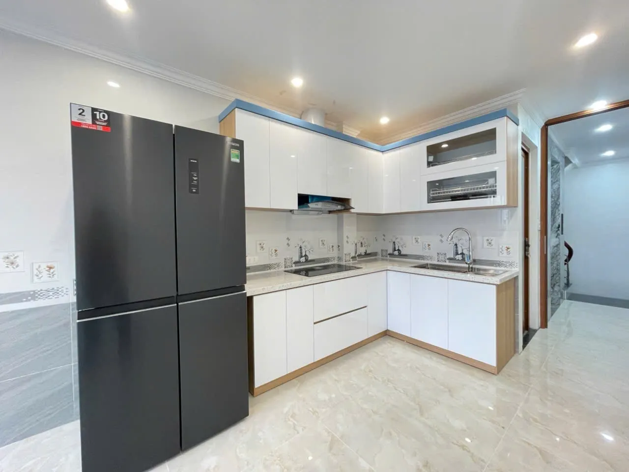 Bán Nhà Tây Kết 30/46m2. 6 tầng. mặt tiền 3m. giá 13.6 tỷ Hai Bà Trưng Hà Nội