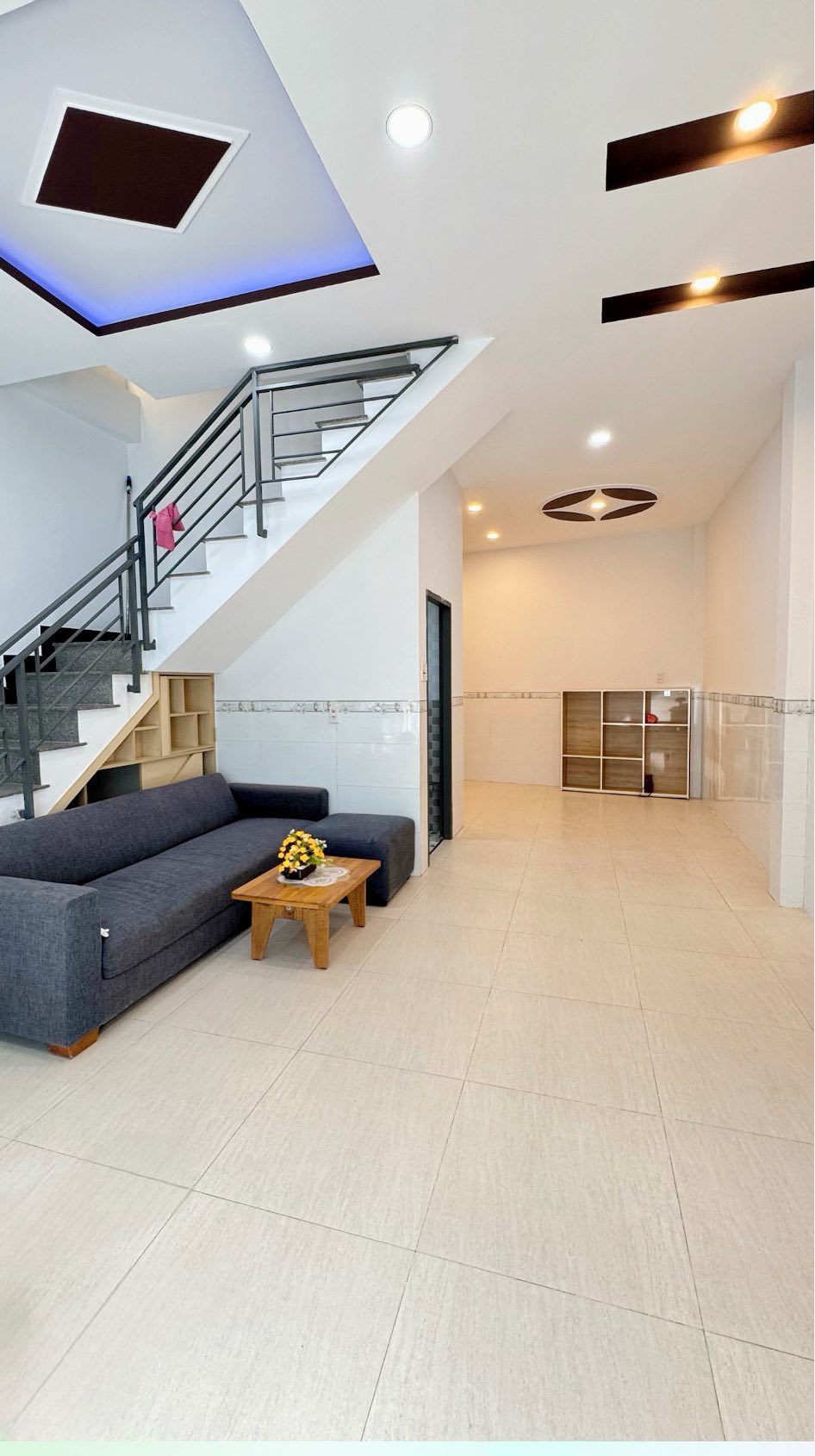 BÁN NHÀ ĐẸP TTTP 2 TẦNG MÊ ĐÚC KIÊN CỐ HẺM HƯƠNG LÔ NGỌC HIỆP P.TÂY NHA TRANG GIÁ 2ty590