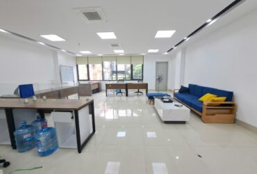 SIÊU MẶT PHỐ – VỊ TRÍ KIM CƯƠNG – VIEW TRỌN MẶT HỒ LINH ĐÀM – VỈA HÈ ĐÁ BÓNG RỘNG NHẤT HÀ NỘI.