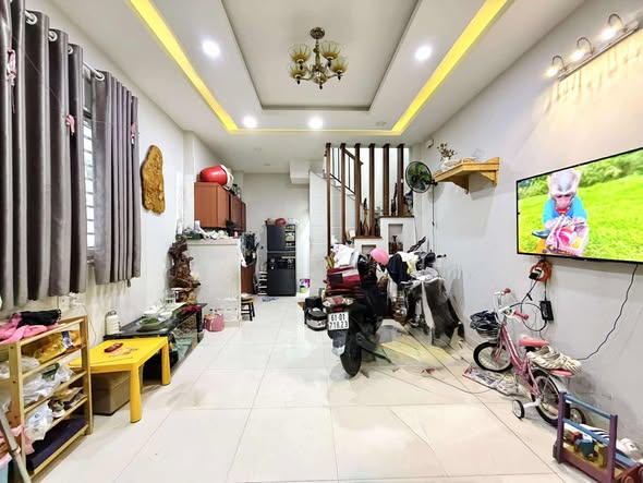 Nhà HXH Đường Phan Xích Long Phường 4 Phú Nhuận Cũ.