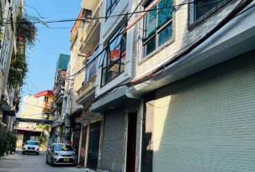 Tựu Liệt, Hoàng Liệt 42m, 4 tầng, 10,3 tỉ, lô góc, đường to oto tránh